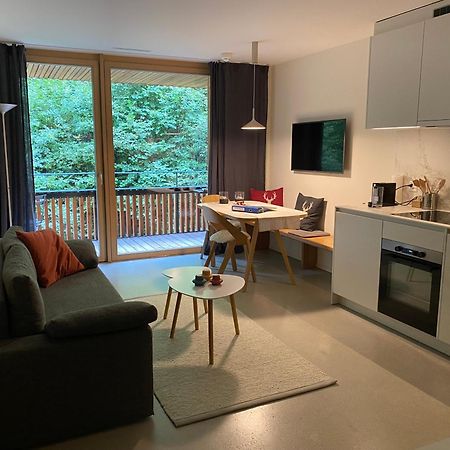 Stilvolle Ferienwohnung direkt an der Skipiste Flims Exterior foto